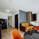 Cristalview Stay&relax - Darmowe Zewnetrzne Jacuzzi, Zwierzeta Akceptowane Apartamento