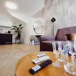 Cristalview Stay&relax - Darmowe Zewnetrzne Jacuzzi, Zwierzeta Akceptowane Apartamento *