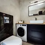 Cristalview Stay&relax - Darmowe Zewnetrzne Jacuzzi, Zwierzeta Akceptowane Apartamento *