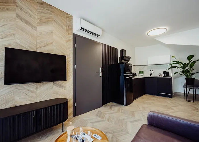 Cristalview Stay&relax - Darmowe Zewnetrzne Jacuzzi, Zwierzeta Akceptowane - W Marcu I Kwietniu Zarezerwuj 3 Doby W Cenie 2 Bez Wyzywienia Appartamento *